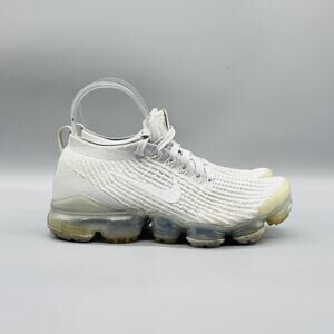Nike Shoes Womens 7 Triple White Air Vapormax Flyknit Running Athletic Sneakers
